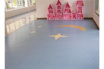 你知道環氧自流平地坪漆和環氧彩砂自流平地坪漆的異同處嗎？